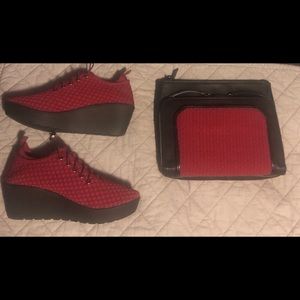 Sz 8 1/2 Red Steven Sneaker Shoes by Steve Madden